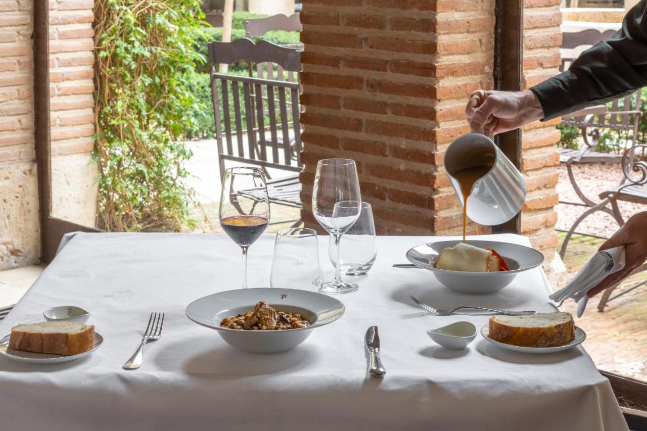 Parador De Chinchon Exterior photo